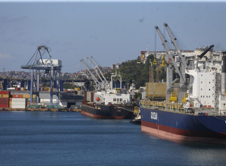 Melhorar condições de acesso aos portos é a grande prioridade para o setor produtivo . Crédito: Marina Silva/CORREIO
